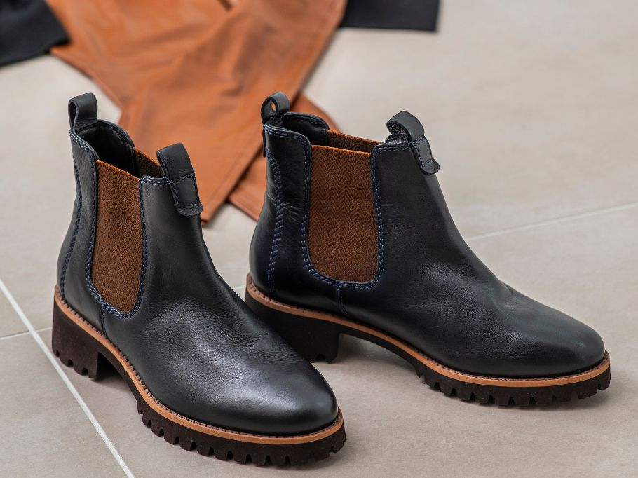 【2024年】歩きやすいレディースブーツのおすすめは?疲れにくくておしゃれなブランド靴を紹介