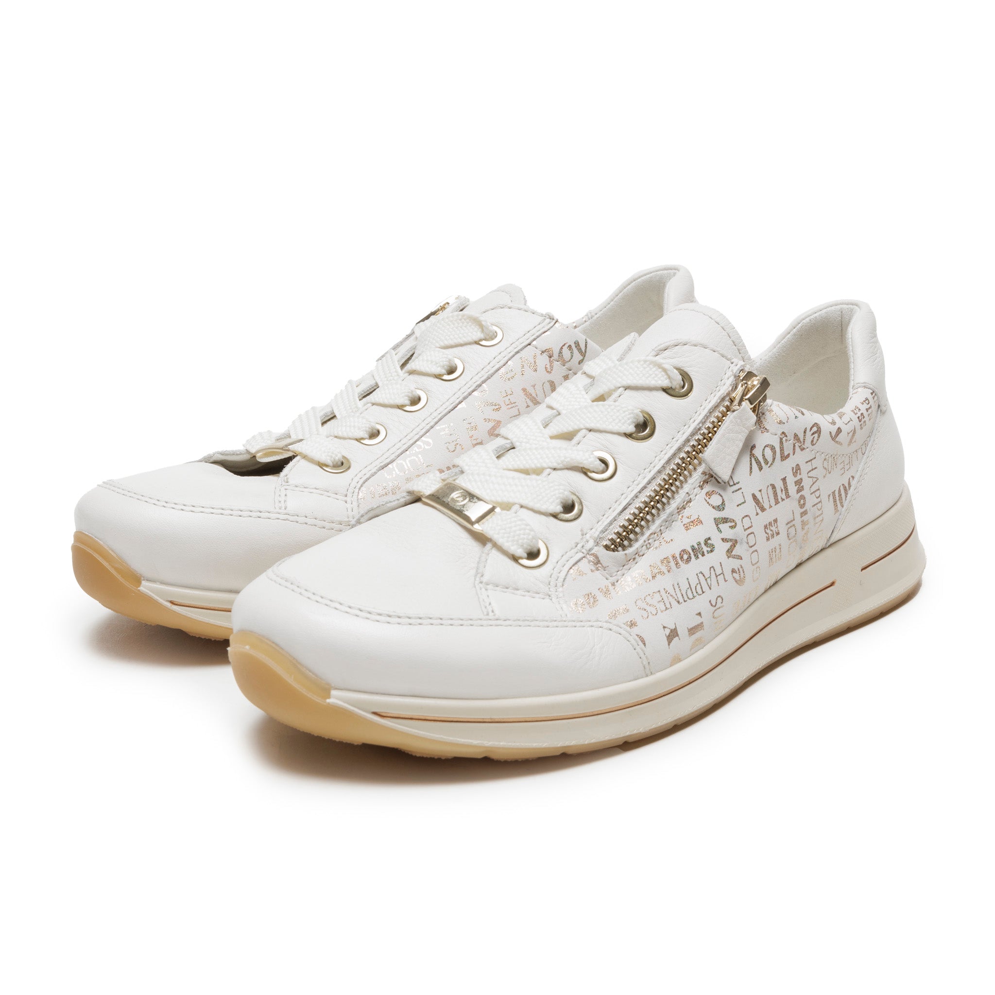 12-54801 OSAKA 白スニーカー