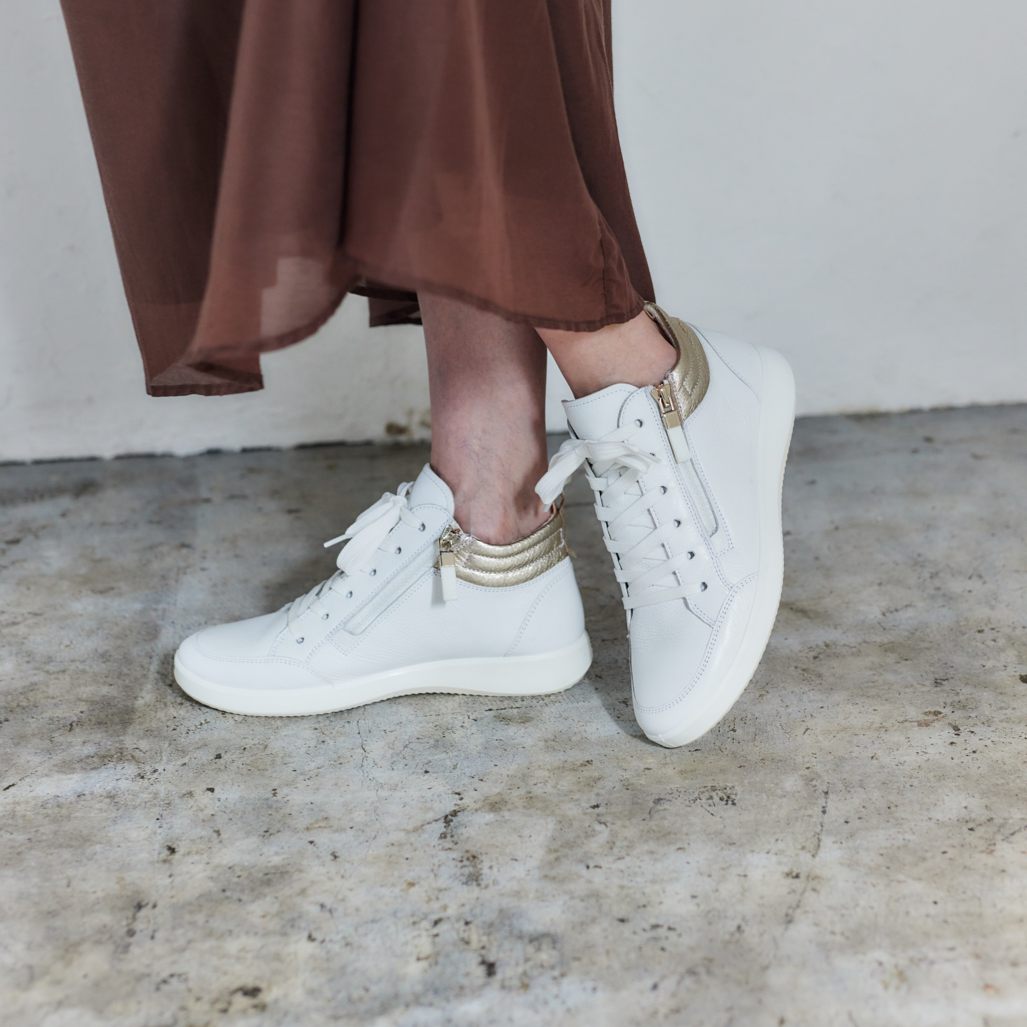 ROMA ハイカットスニーカー 白スニーカー