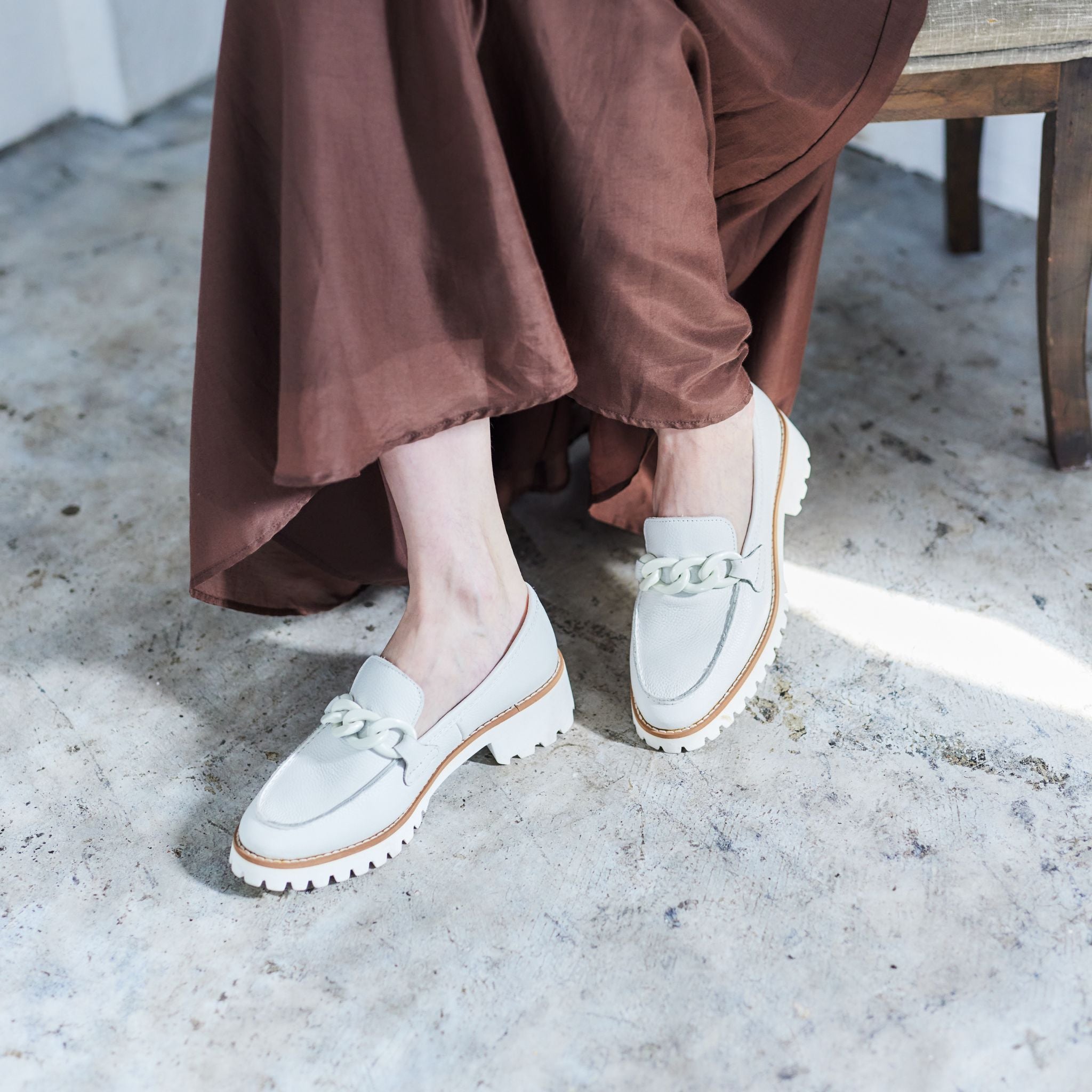 ローファー KENT 白