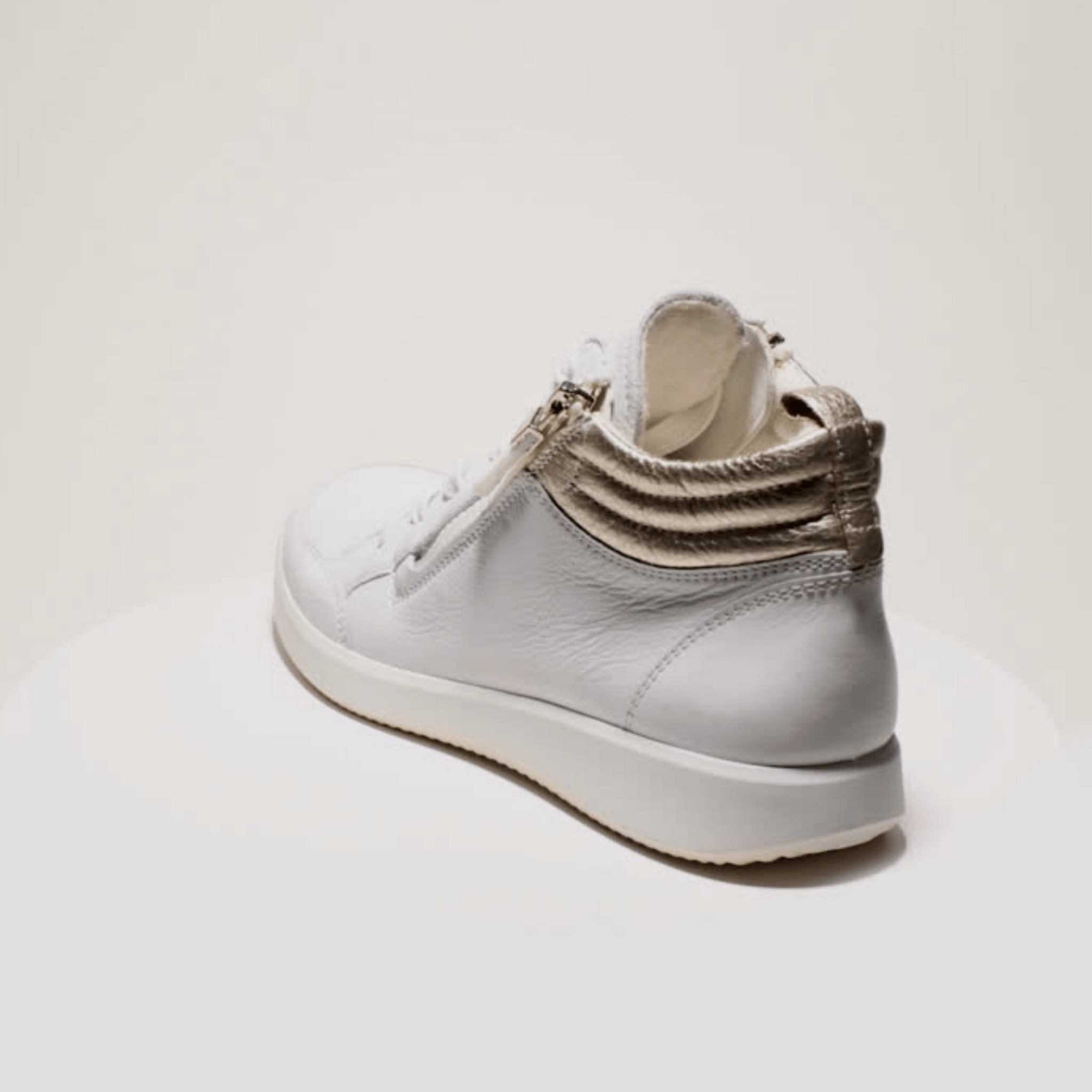 ROMA ハイカットスニーカー 白スニーカー